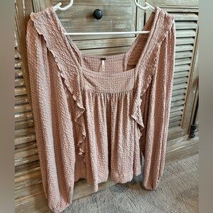 Free People Boho Pinky Peach Ruffled Long Sleeve Peasant Top (Size Small)